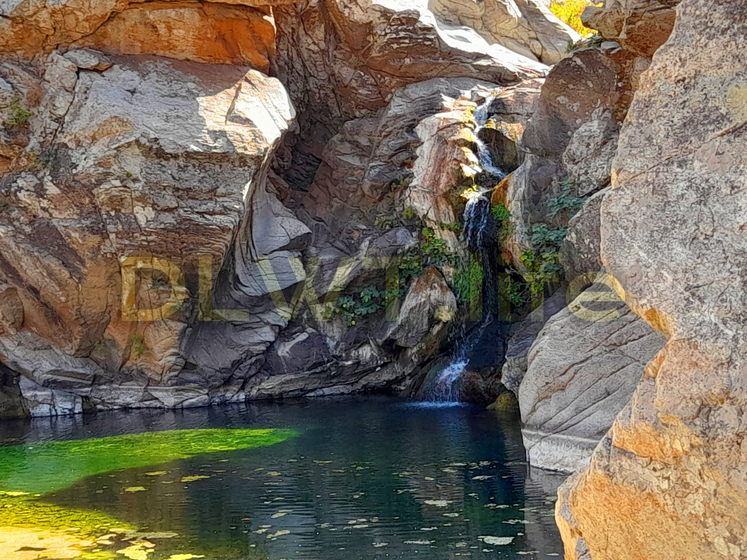 Katarráktes ston Chálari (Waterfalls in Halaris)