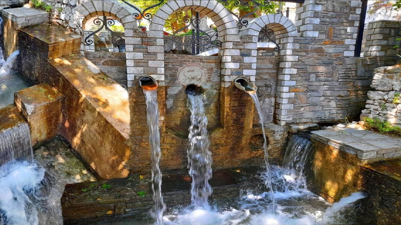 4K Relaxing Sound of Flowing Water of Mountain Springs for Deep Sleep, Relaxation, and Meditation