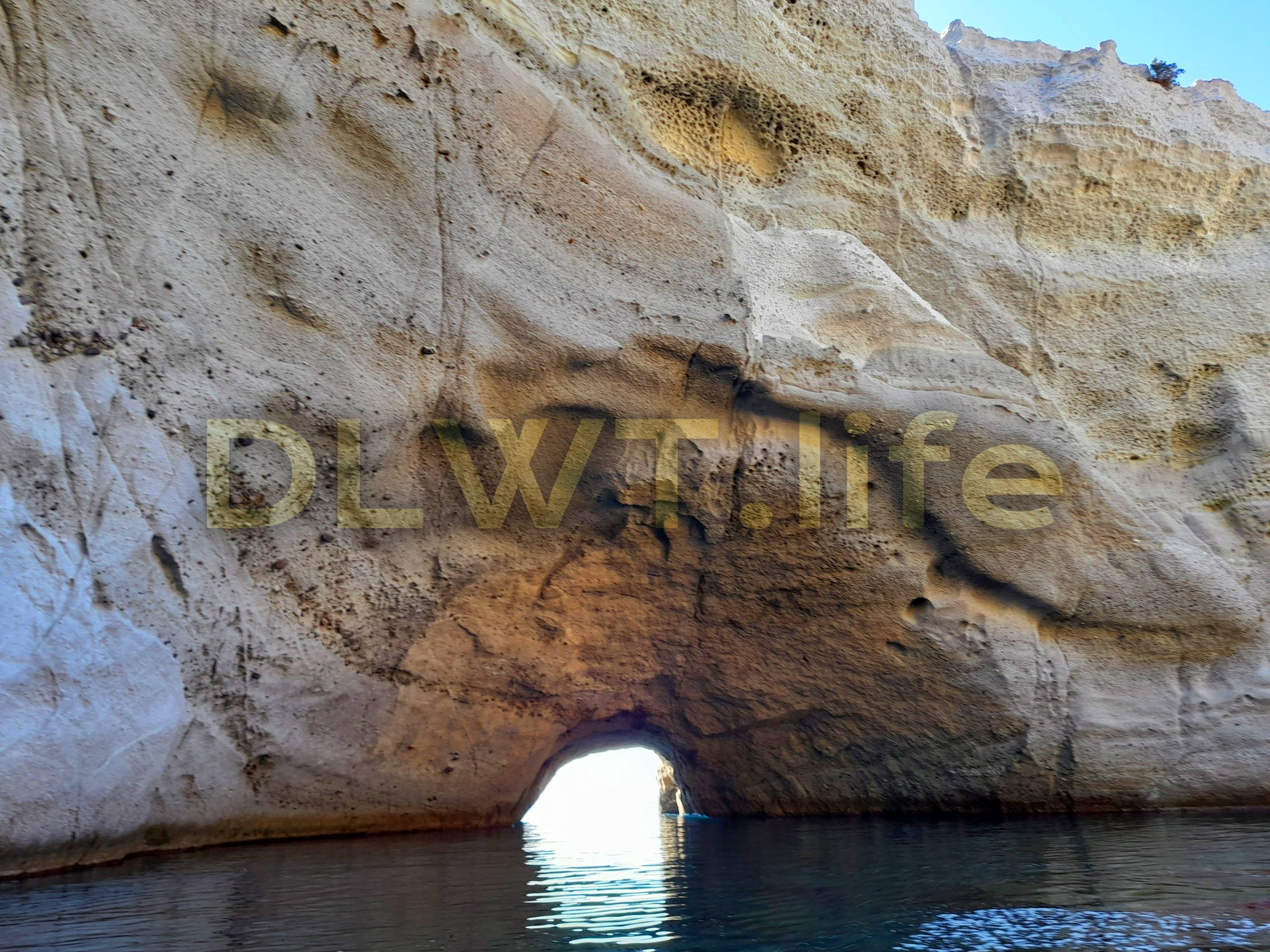 Sykia sea cave